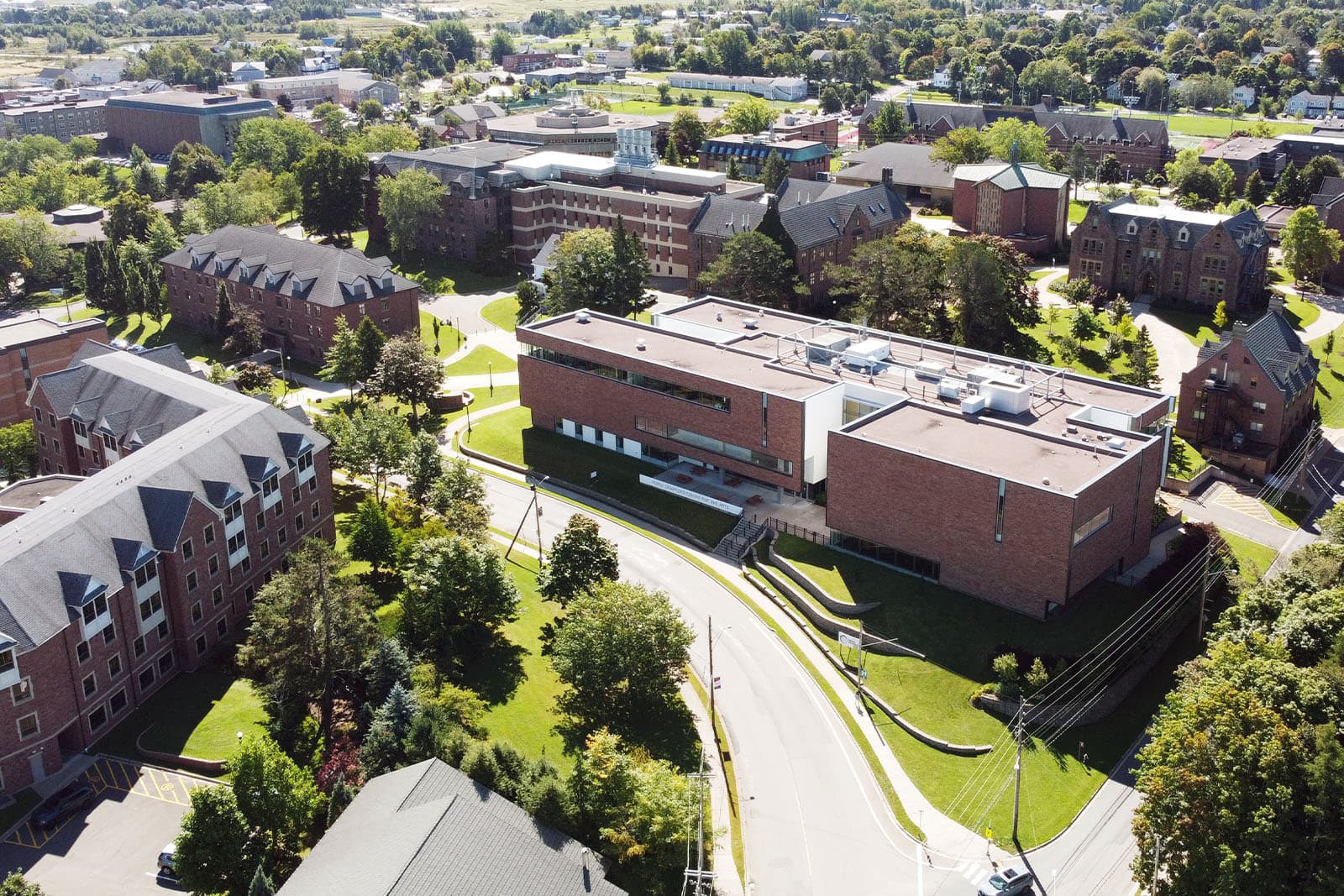 Vista aérea del campus de Mount Allison University